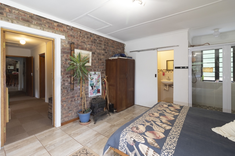 4 Bedroom Property for Sale in Bathurst Eastern Cape